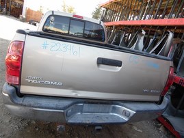 2005 Toyota Tacoma SR5 Gold Extended Cab 4.0L AT 4WD #Z23461